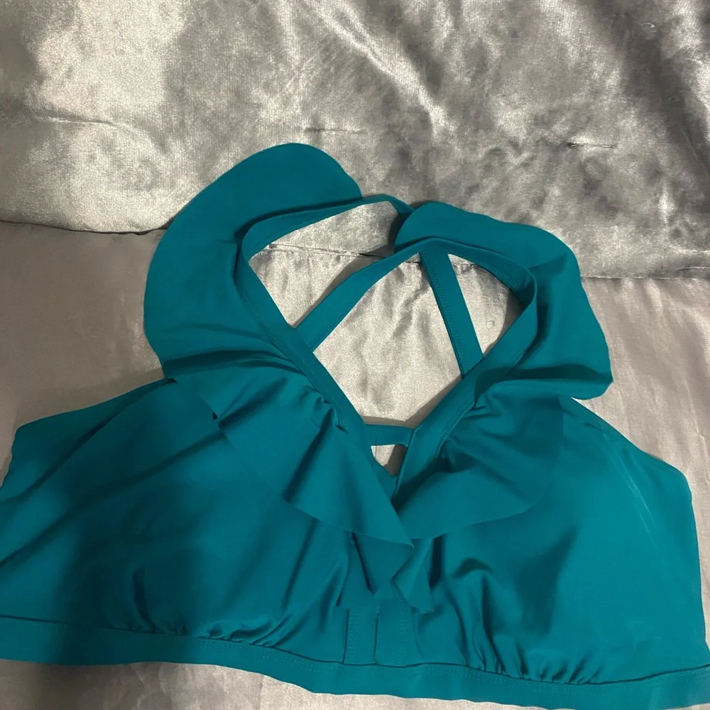 Teal Ruffled Bikini Set - Picture 4 of 8